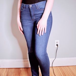 Aéropostale High-Waisted Jean Jeggings